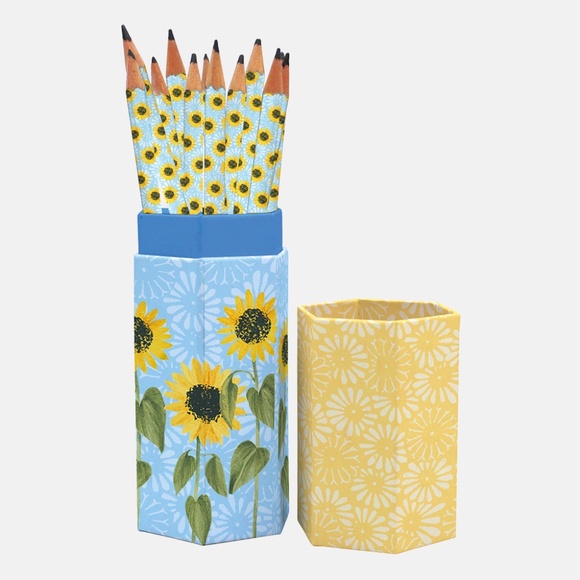 New Sunflower Makeup/Pencil case & Pencil set - Picture 2 of 6